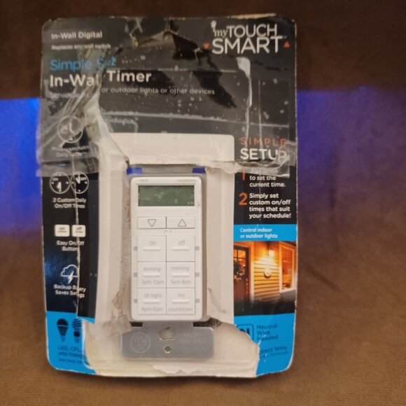 MyTouchSmart 24-Hour in-Wall Digital Timer, 4 Programmable Easy On/Off Buttons - Picture 4 of 5